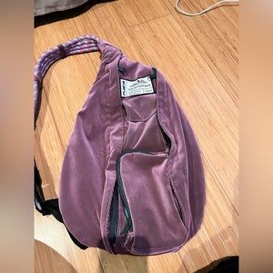 Kavu sling bag